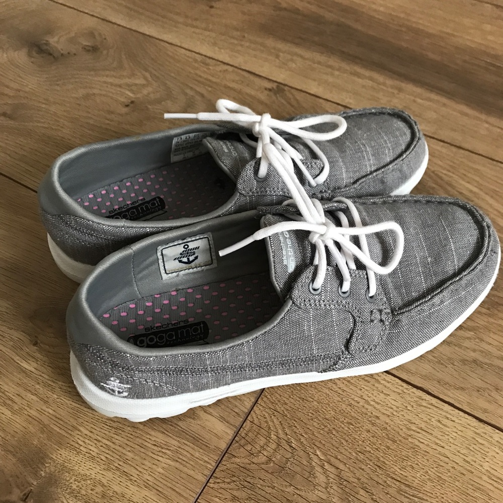 Skechers On the Go boat shoes